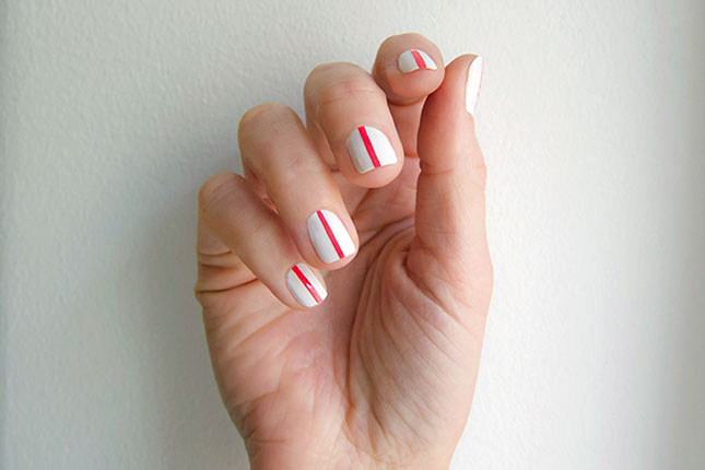 single line nail art